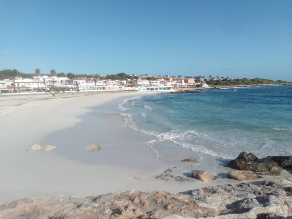Servicios de la playa de punta prima Menorca